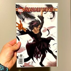 Vintage 2004 Comic Runaways #8 by Marvel Comics Volume Two (2) Book